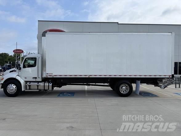 Peterbilt 536 Dobozos teherautók