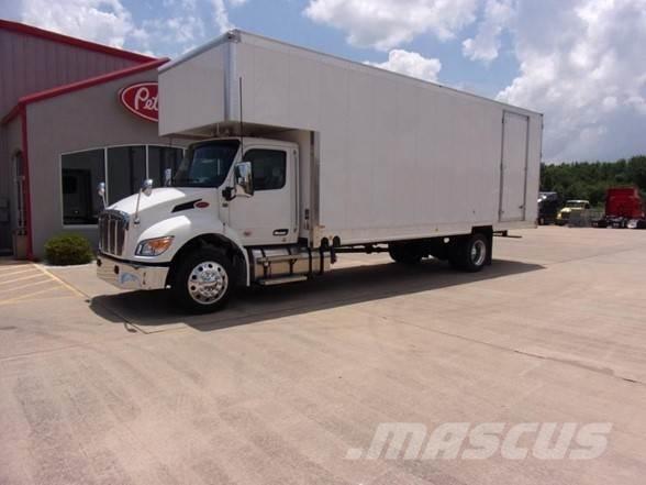 Peterbilt 536 Dobozos teherautók