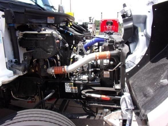 Peterbilt 536 Dobozos teherautók