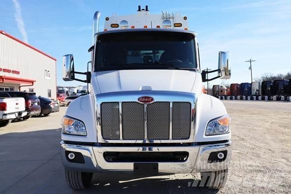 Peterbilt 537 Hulladék szállítók