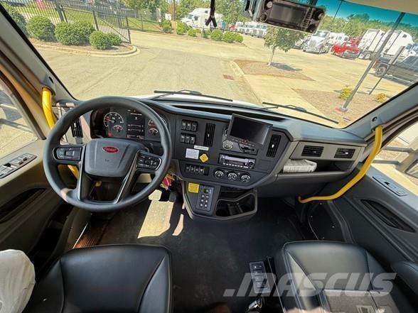 Peterbilt 537 Építőipar - Egyebek
