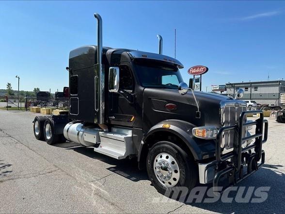 Peterbilt 567 Nyergesvontatók