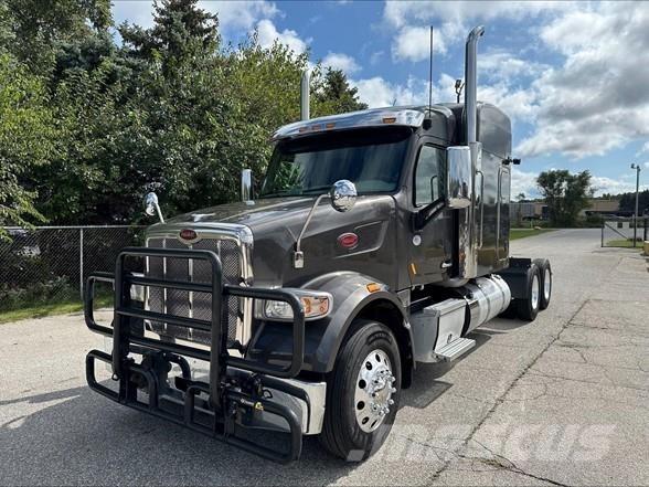 Peterbilt 567 Nyergesvontatók