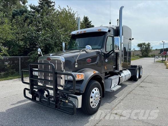 Peterbilt 567 Nyergesvontatók