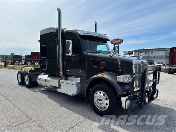 Peterbilt 567 Nyergesvontatók