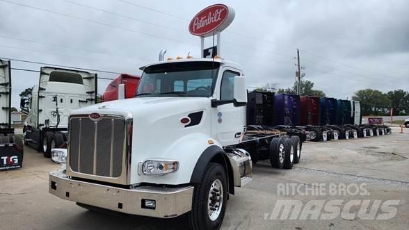 Peterbilt 567 Fülkés alváz