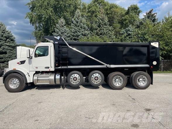 Peterbilt 567 Billenő teherautók