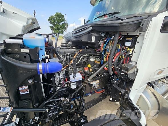 Peterbilt 567 Billenő teherautók