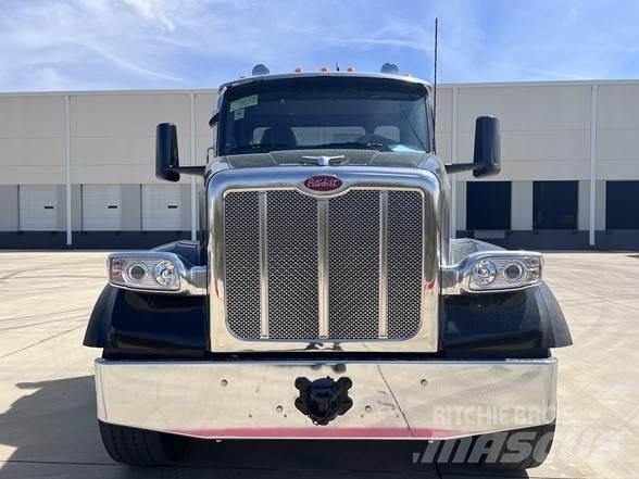 Peterbilt 567 Billenő teherautók