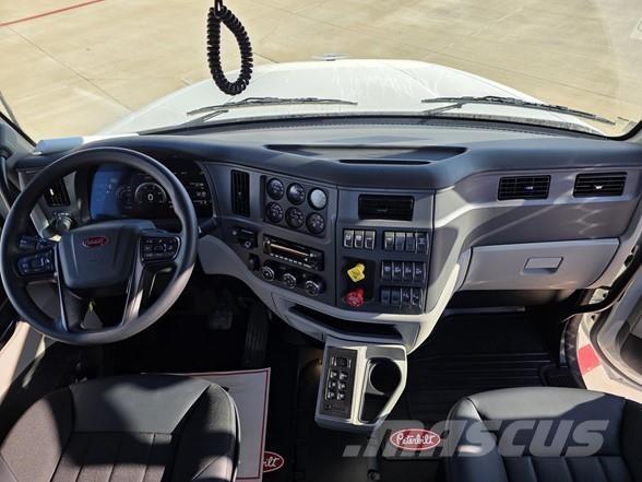 Peterbilt 567 Billenő teherautók