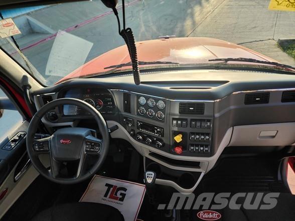 Peterbilt 567 Nyergesvontatók