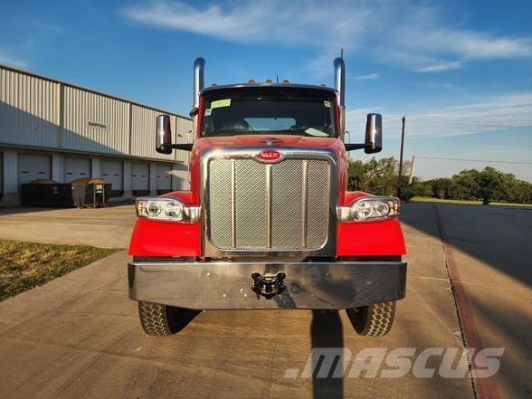 Peterbilt 567 Nyergesvontatók