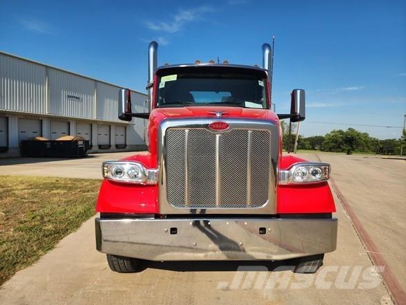 Peterbilt 567 Nyergesvontatók