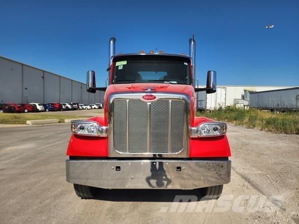 Peterbilt 567 Nyergesvontatók