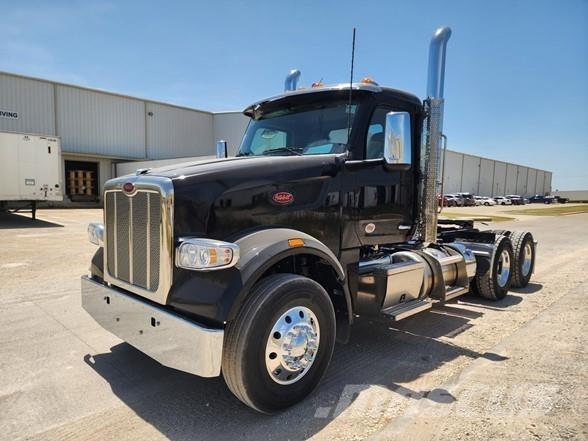Peterbilt 567 Nyergesvontatók