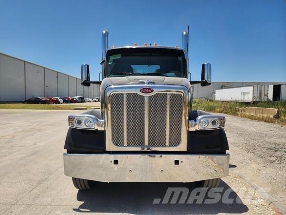 Peterbilt 567 Nyergesvontatók