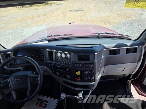 Peterbilt 567 Nyergesvontatók