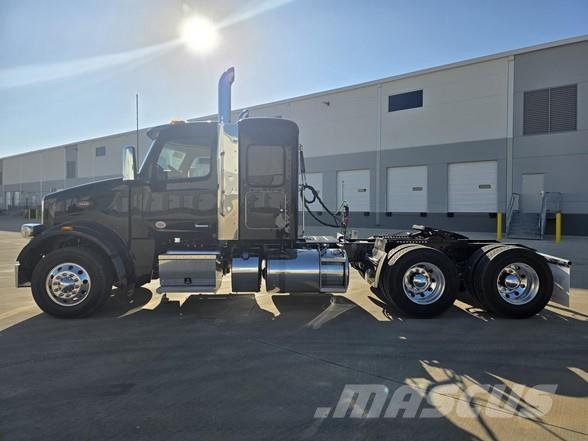 Peterbilt 567 Nyergesvontatók