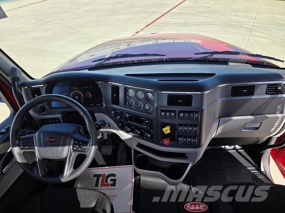 Peterbilt 567 Nyergesvontatók