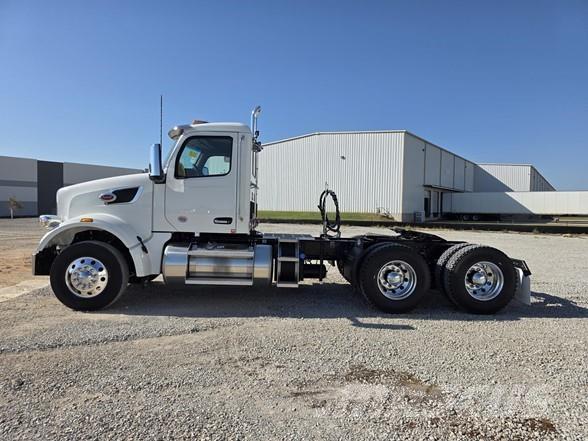 Peterbilt 567 Nyergesvontatók