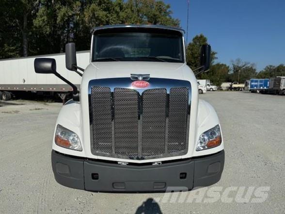 Peterbilt 579 Nyergesvontatók