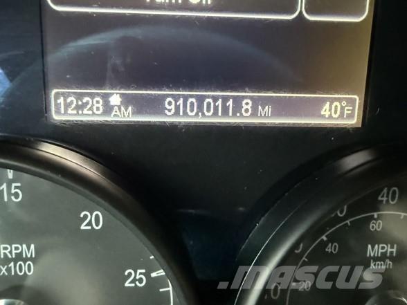 Peterbilt 579 Nyergesvontatók