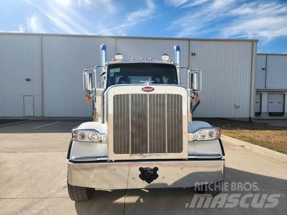 Peterbilt 589 Nyergesvontatók