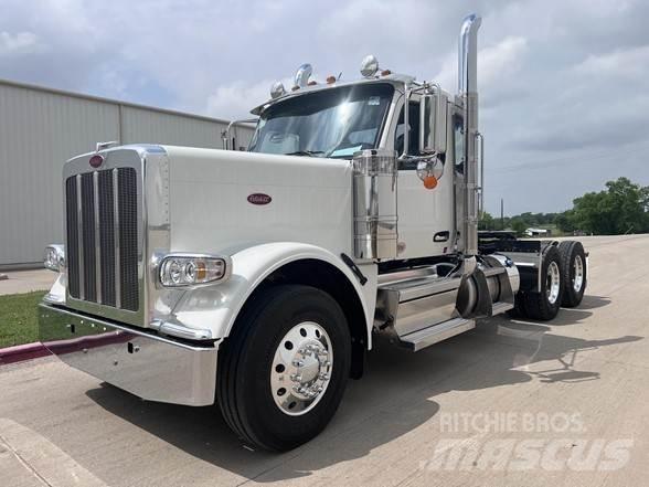 Peterbilt 589 Nyergesvontatók