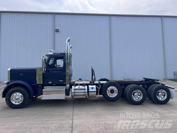 Peterbilt 589 Nyergesvontatók