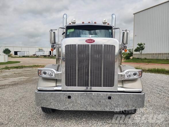 Peterbilt 589 Nyergesvontatók