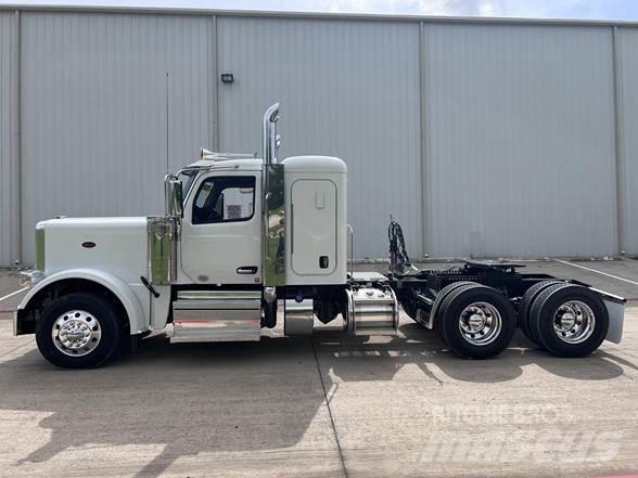 Peterbilt 589 Nyergesvontatók