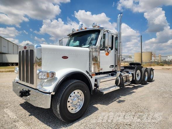Peterbilt 589 Nyergesvontatók