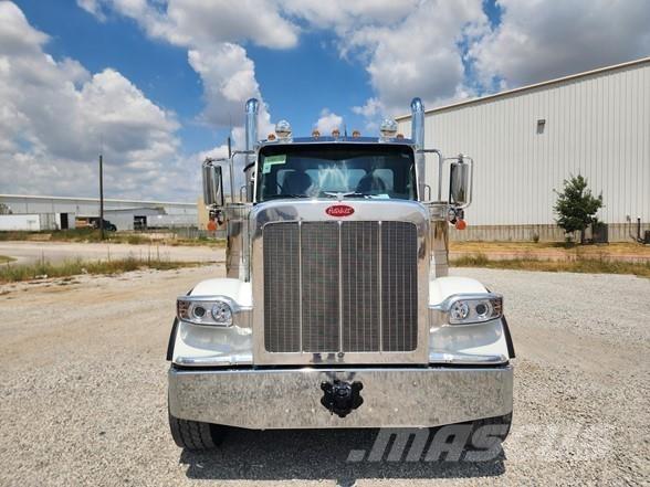 Peterbilt 589 Nyergesvontatók