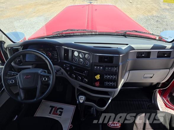 Peterbilt 589 Nyergesvontatók