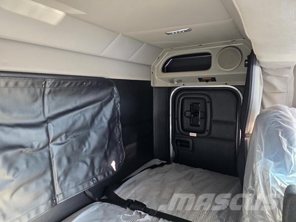 Peterbilt 589 Nyergesvontatók