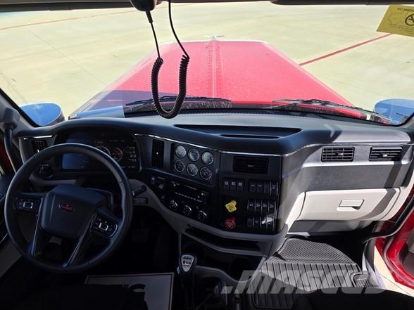 Peterbilt 589 Nyergesvontatók