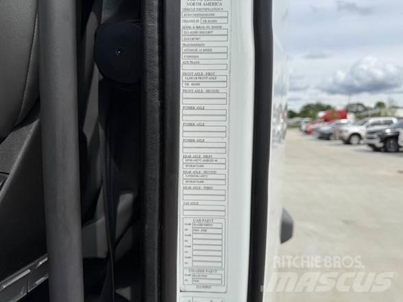 Volvo VNL42860 Nyergesvontatók