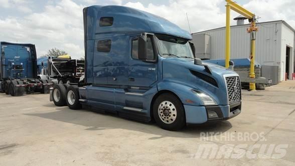 Volvo VNL64T760 Nyergesvontatók