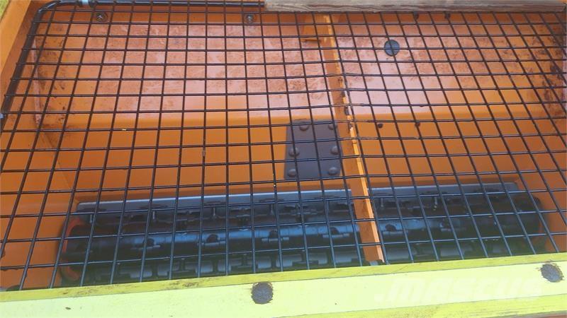 Rauch UKS 100 Homok és Sószórók