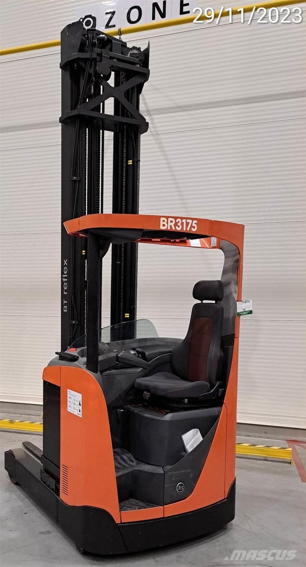 BT RRE160 Tolóoszlopos targonca