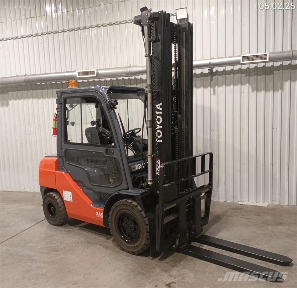 Toyota 02-8FDF30 Dízel targoncák