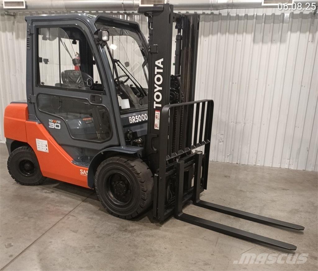 Toyota 02-8FDF30 Dízel targoncák