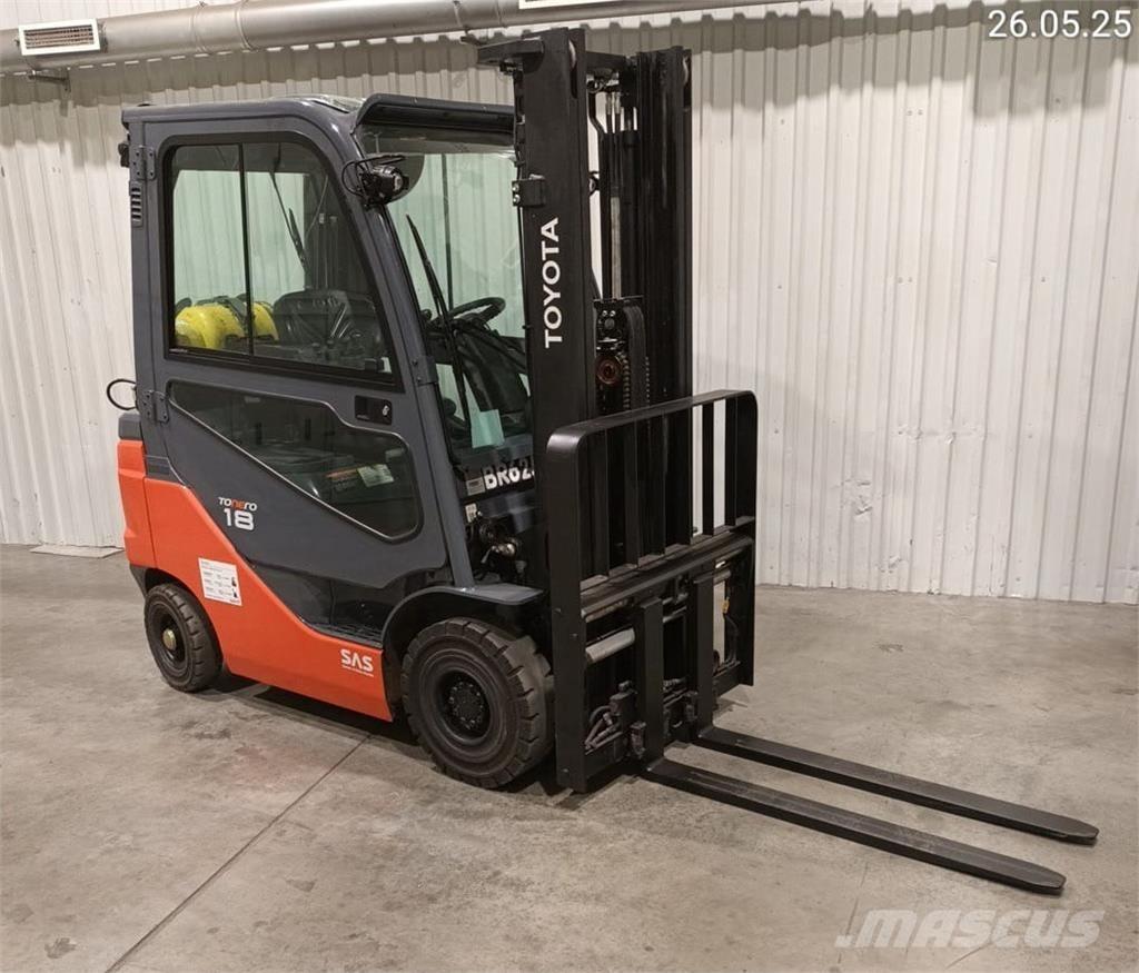 Toyota 02-8FGF18 Gázüzemű targoncák