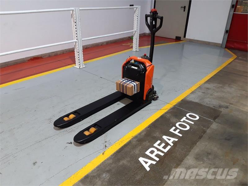 BT LHE130 Elektromos targoncák