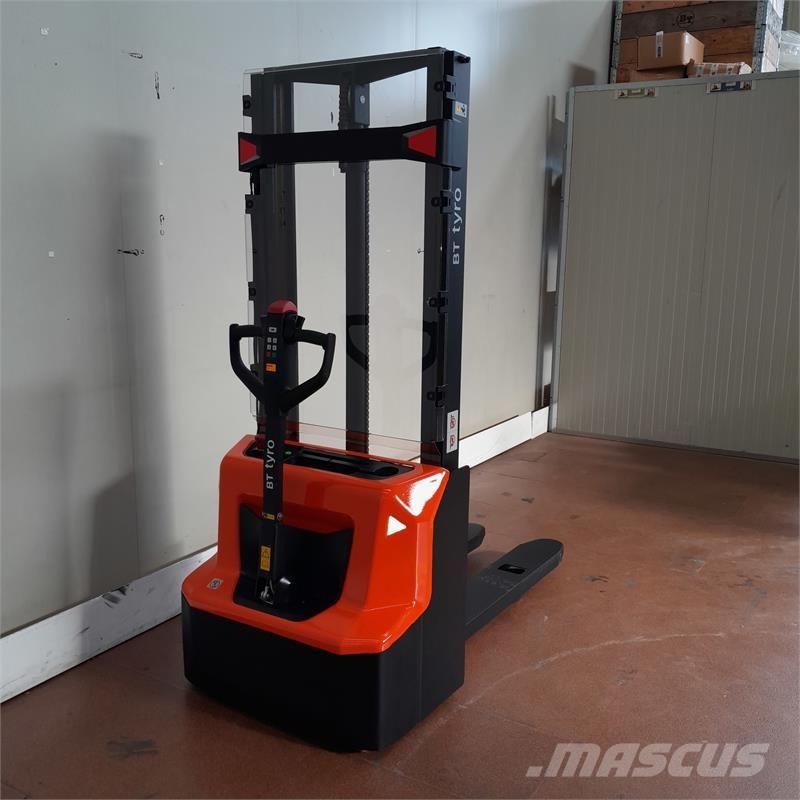 BT SHE100 Kézi raklapemelők