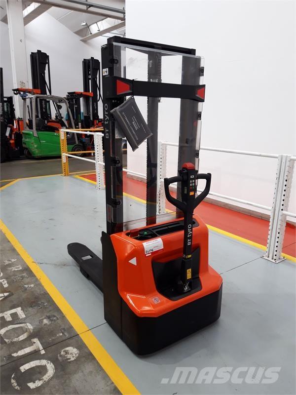 BT SHE100 Kézi raklapemelők