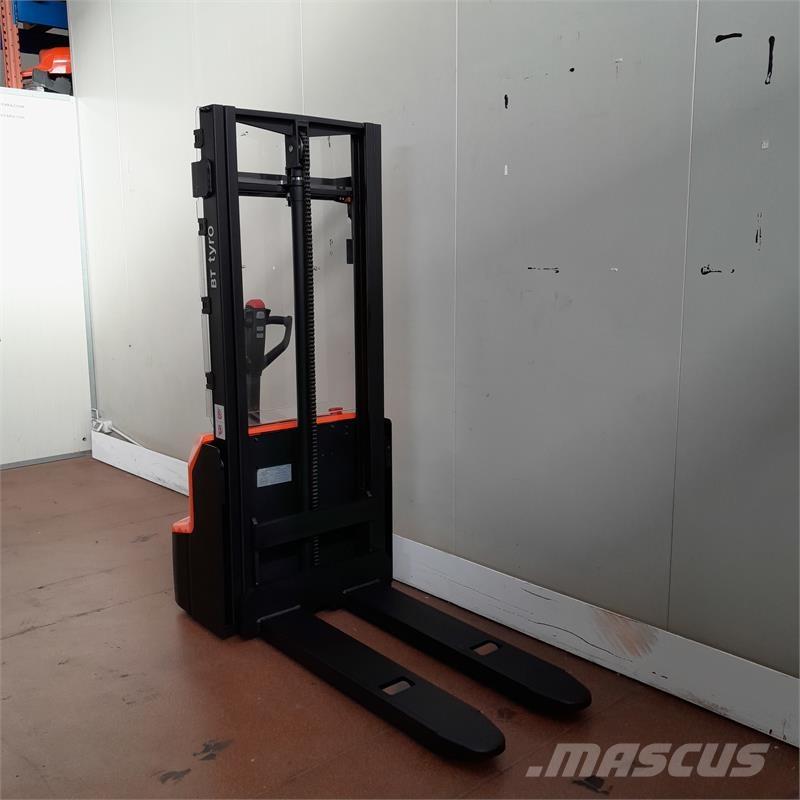 BT SHE100 Kézi raklapemelők