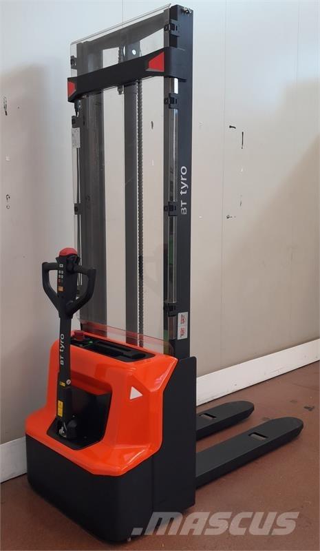 BT SHE100 Kézi raklapemelők