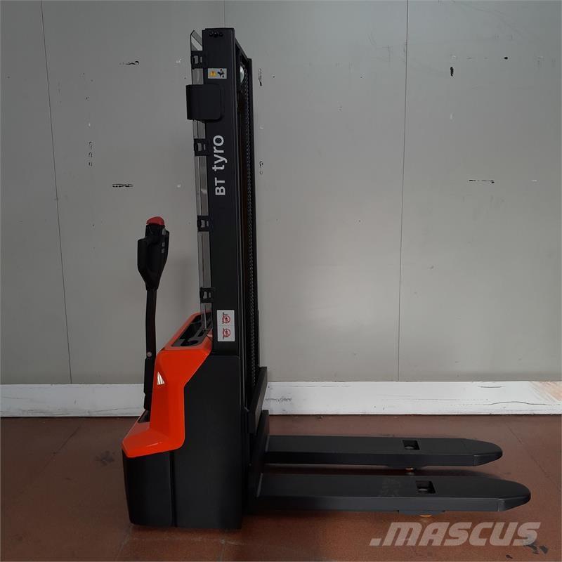 BT SHE100 Kézi raklapemelők