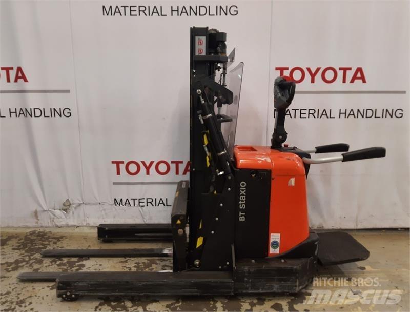 BT SPE120XR Gyalogkíséretű targonca